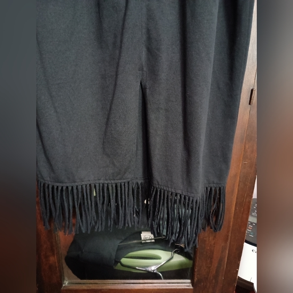 Vintage Set 411 Sportswear Black Fringe Top and Skirt with Button Accents_Med - Picture 11 of 11